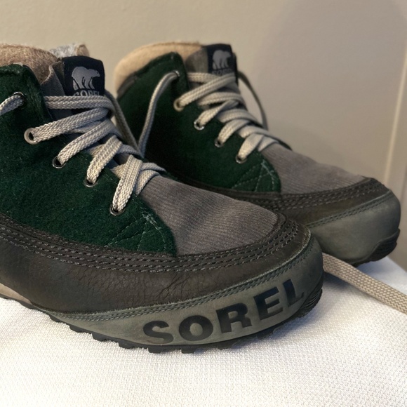 Sorel Men’s Boots Green Gray in a mix of Suede, Corduroy & Leather Waterproof 9 - Picture 2 of 11